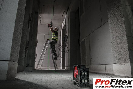 MILWAUKEE L4 CLL-301C Akumulátorový kombinovaný krížový líniovo-bodový laser USB (4933478098)